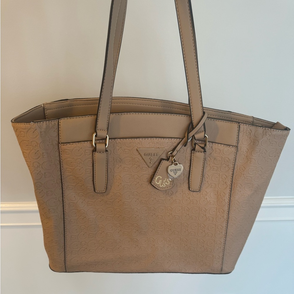 Guess tote bag